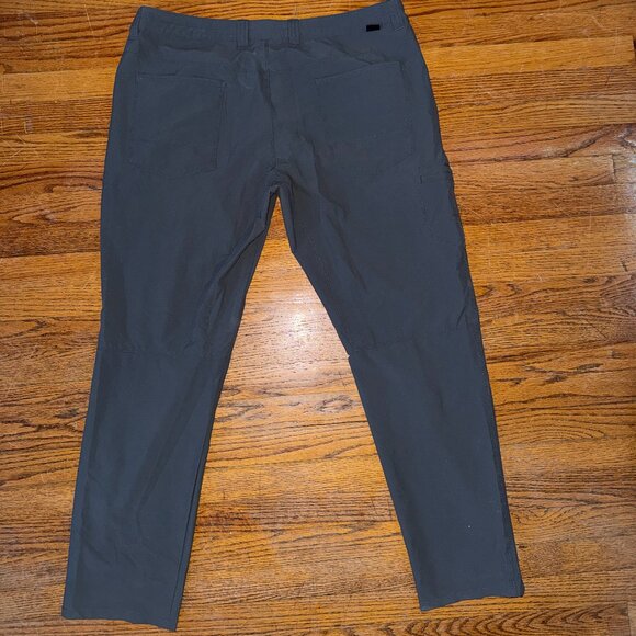 Patagonia Cargo Joggers Size 40 | Used Condition - Picture 4 of 7